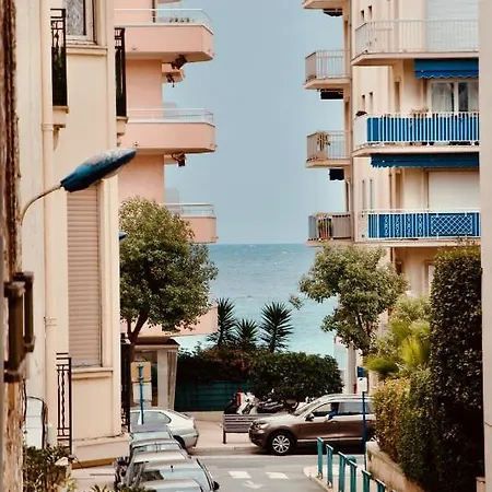 2 Les Clematites Apartment Menton