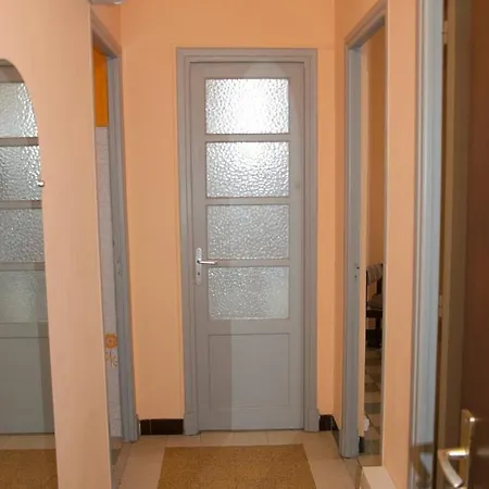 Apartman 2 Les Clematites