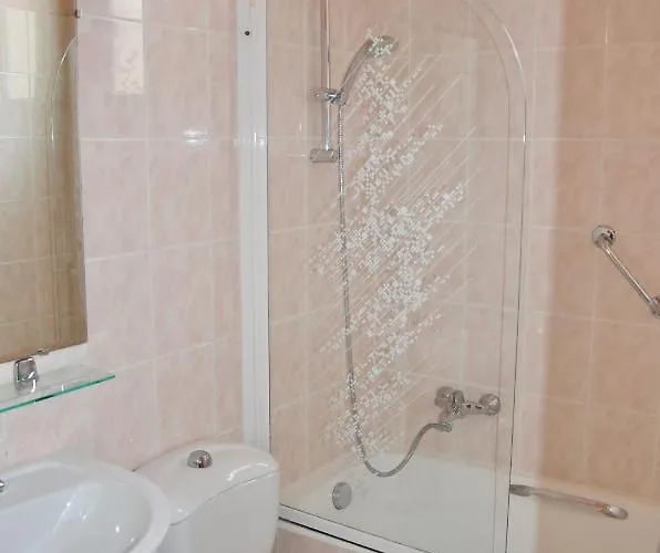 2 Les Clematites Menton